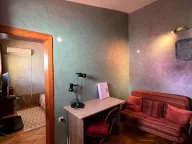 Izdavanje, dvosoban stan, 75m², Centar, Bar - image 5