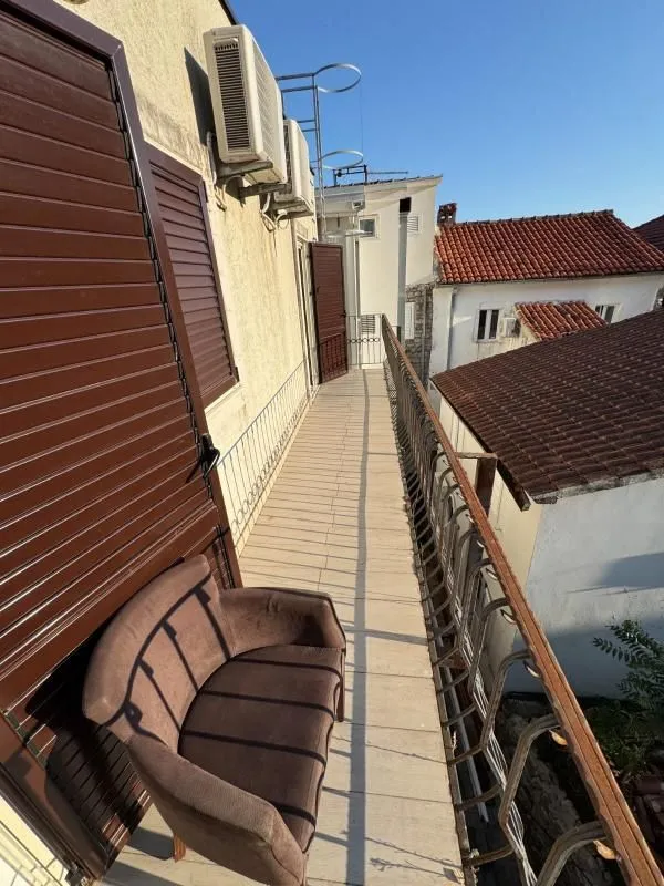 Sale, one bedroom apartment, 50m², Petrovac, Budva
