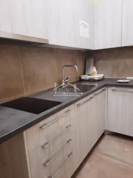Rent, office space, 27m², Zemun Kej, Zemun Sve Podlokacije - image 2