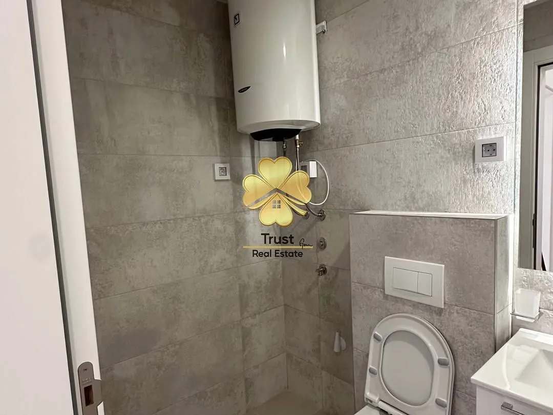 Izdavanje, dvosoban stan, 65m², Stari Aerodrom, Podgorica