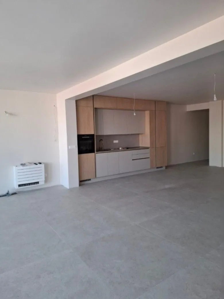 Prodaja,  stan, 127m2, Centar, Podgorica