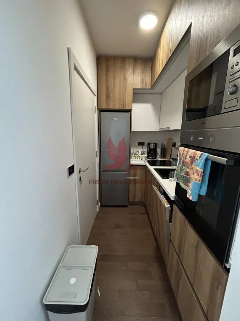 Prodaja, trosoban stan, 65m², Mladenovac, Beograd
