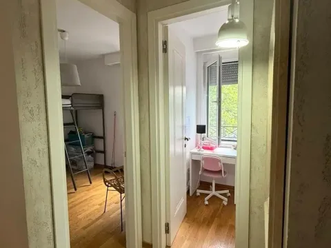 Prodaja, trosoban stan, 68m², Centar, Podgorica - image 7