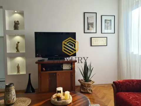 Rent, two bedroom apartment, 65m², Stara Varoš, Podgorica - image 6