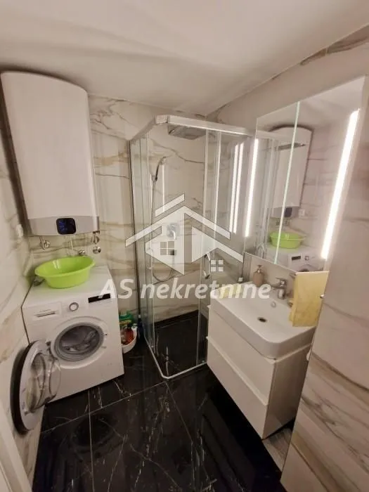 Rent, two bedroom apartment, 55m², Savski Venac, Beograd