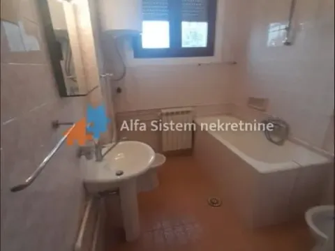 Izdavanje, kuća, 600m², Savski Venac, Beograd - image 12