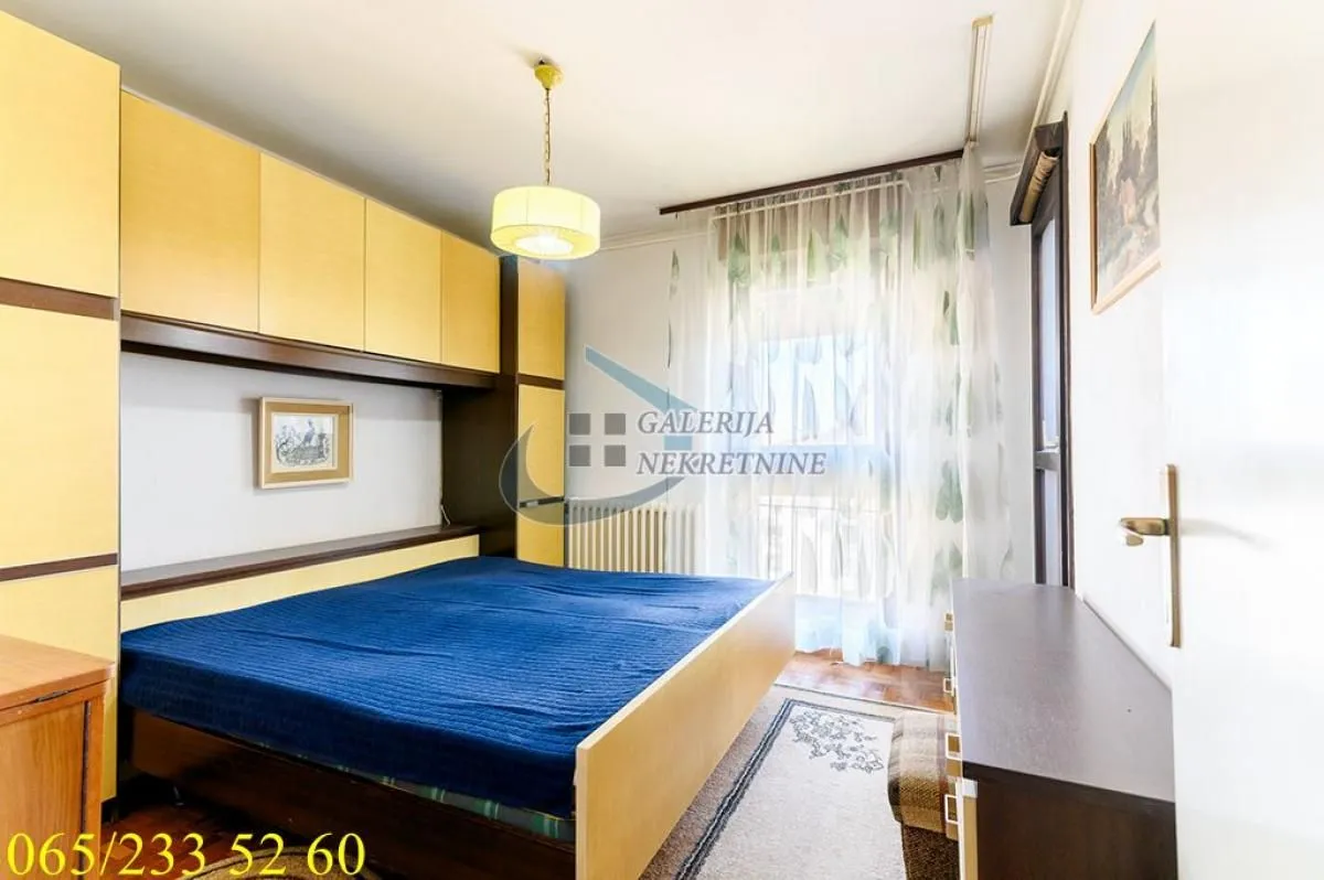 Prodaja, trosoban stan, 92m², Vidikovački venac, Rakovica