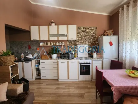 Prodaja, jednosoban stan, 33m², Bar, Crna Gora