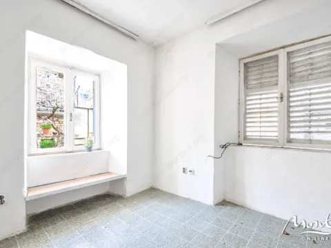 Prodaja, kuća, 90m², Tivat, Crna Gora - image 6