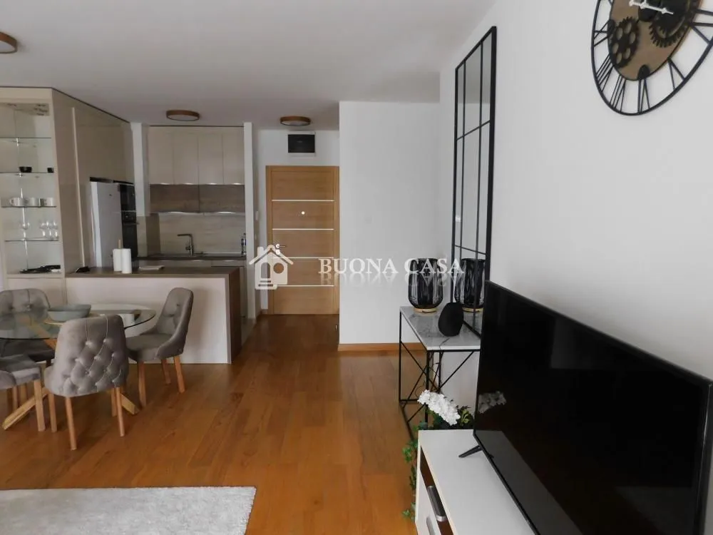 Rent, three bedroom apartment, 85m², Novi Beograd Blok 65, Novi Beograd Sve Podlokacije