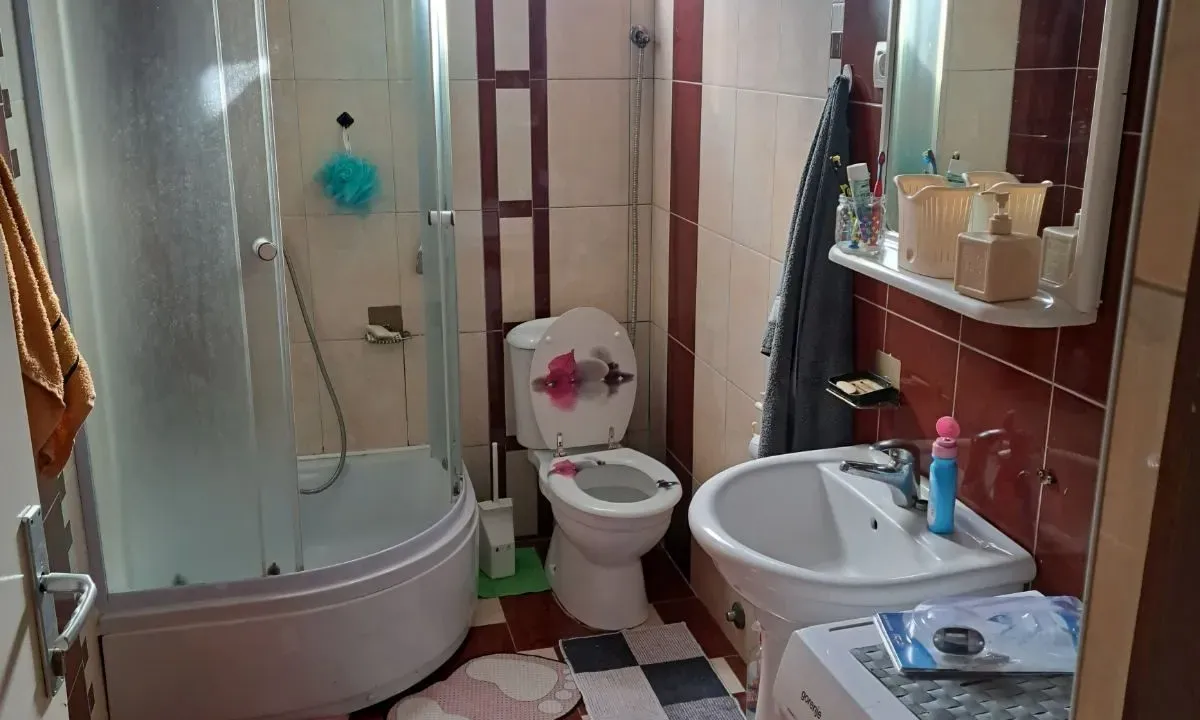 Rent, one bedroom apartment, 58m², Lastva Grbaljska, Kotor