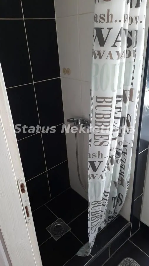 Izdavanje, dvosoban stan, 45m², Adamovićevo Naselje, Novi Sad Sve Podlokacije