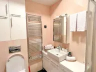 Izdavanje, dvosoban stan, 64m², Kotor, Crna Gora - image 1