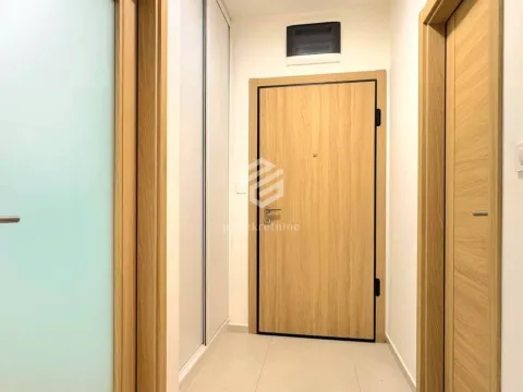 Izdavanje, jednosoban stan, 47m², City Kvart, Podgorica - image 11