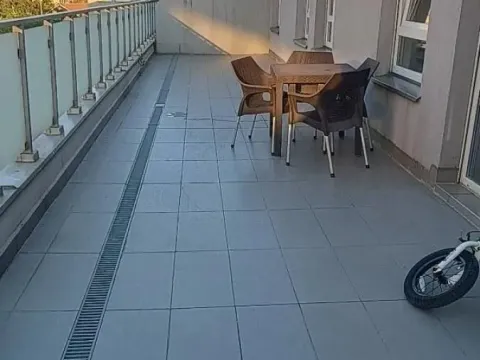 Izdavanje, trosoban stan, 107m², Kluz, Zvezdara Sve Podlokacije - image 12