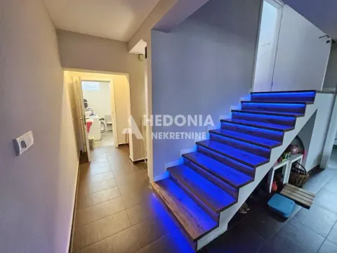 Prodaja, kuća, 426m², Boleč, Grocka - image 20