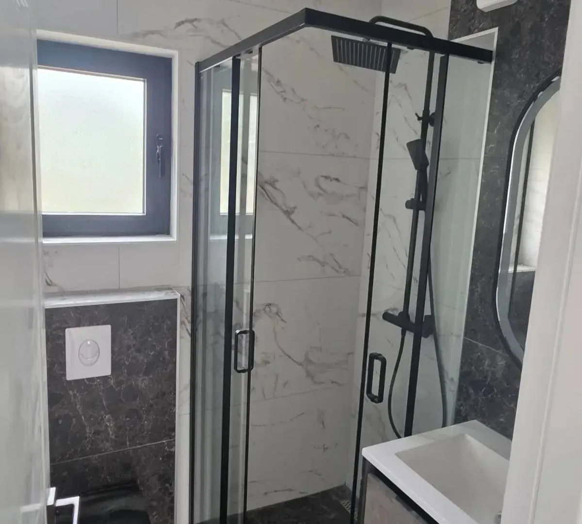 Sale, three bedroom apartment, 96m², Centar, Kotor