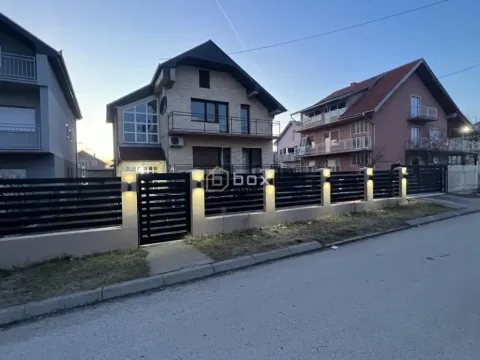 Prodaja, kuća, 332m², Niš, Srbija - image 4