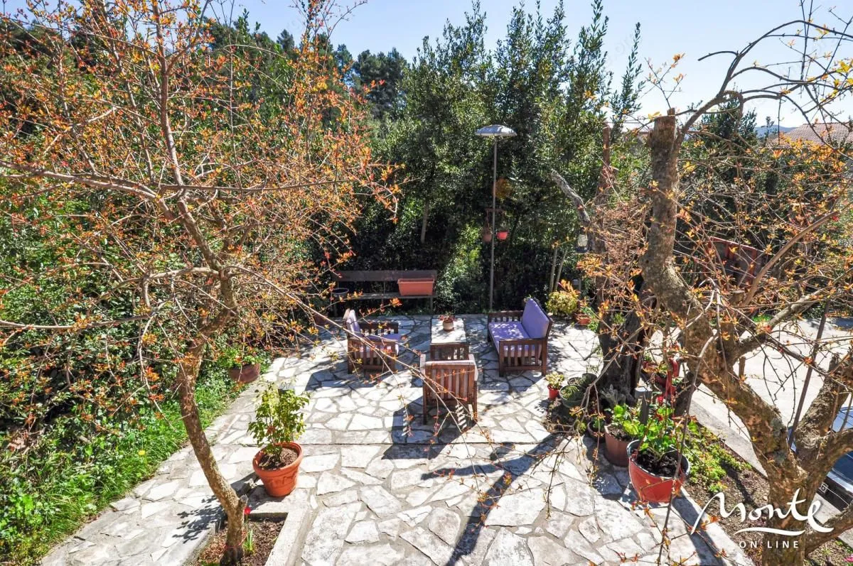 Prodaja, kuća, 525m², Centar, Tivat