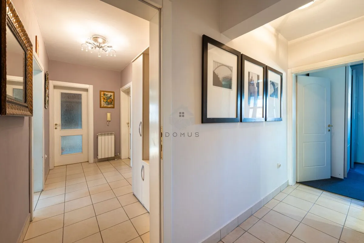 Sale, three bedroom apartment, 101m², Drač, Podgorica