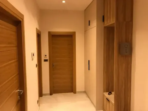 Izdavanje, dvosoban stan, 75m², Preko Morače, Podgorica - image 9