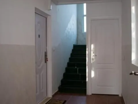 Prodaja, kuća, 265m², Ledine, Beograd - image 9