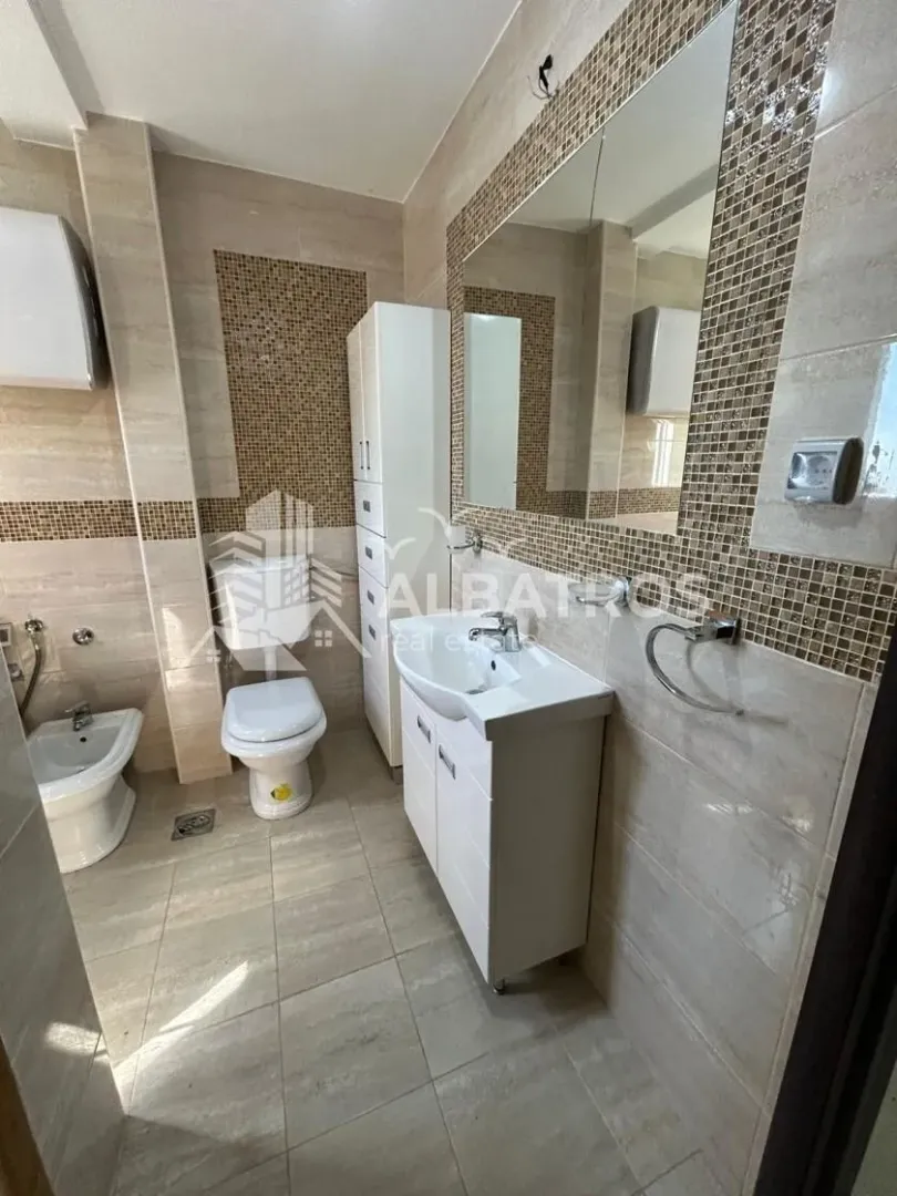 Rent, three bedroom apartment, 138m², Tuđemili, Bar