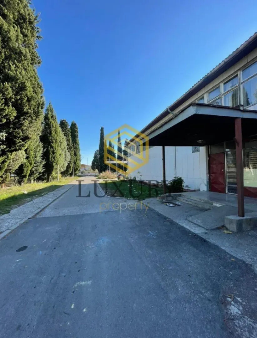 Rent, office space, 1200m², Spuž, Danilovgrad