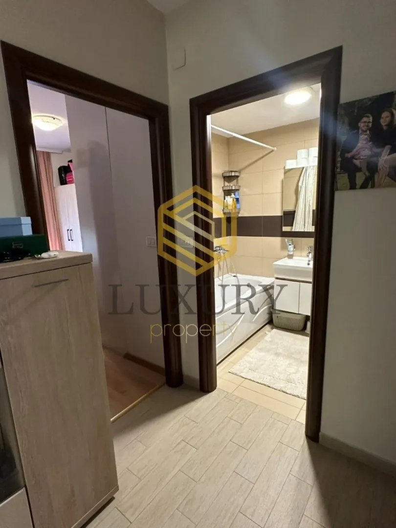 Prodaja, jednosoban stan, 48m², Stari Aerodrom, Podgorica