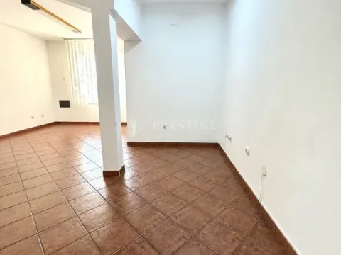 Rent, one bedroom apartment, 45m², Centar, Podgorica - image 4