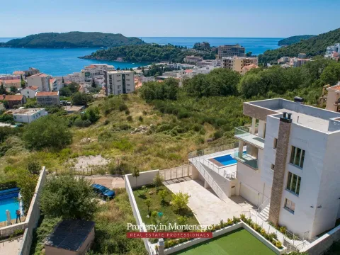 Sale, house, 400m², Bečići, Budva - image 6