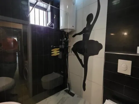 Izdavanje, kuća, 160m², Voždovac Sve Podlokacije, Beograd - image 28