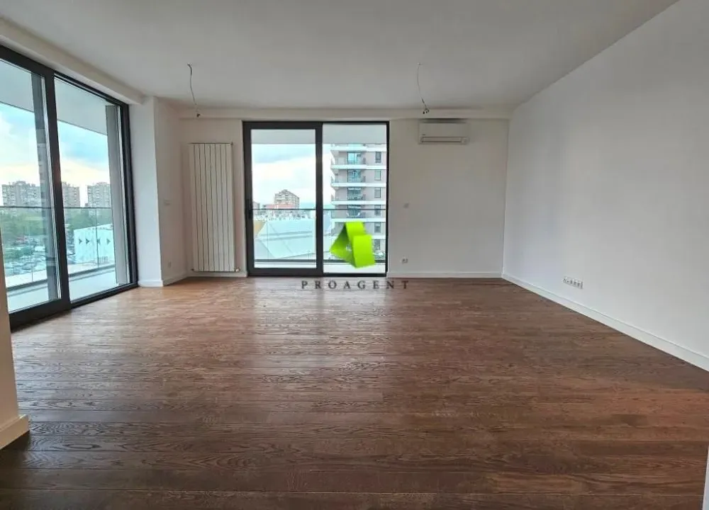 Sale, three bedroom apartment, 130m², Medijana, Niš
