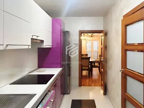 Izdavanje, kuća, 220m², Konik, Podgorica - image 7