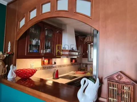 Prodaja, trosoban stan, 86m², Centar, Budva - image 8