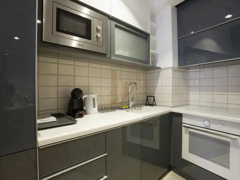 Izdavanje, trosoban stan, 75m², Vračar Hram, Vračar Sve Podlokacije - image 9