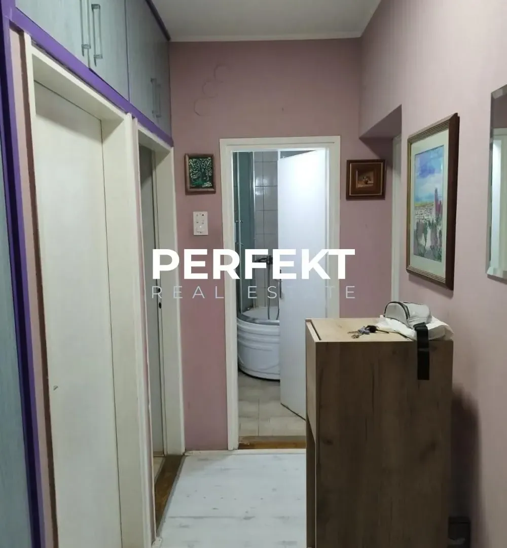 Izdavanje, dvosoban stan, 51m², Tesla, Pančevo