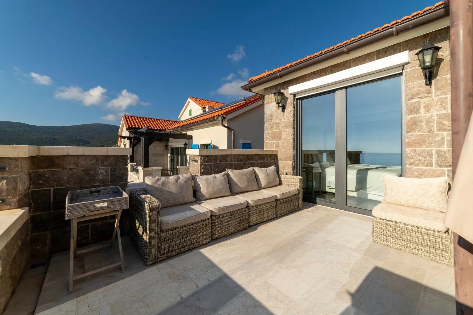 Prodaja, dvosoban stan, 108m², Kotor, Crna Gora