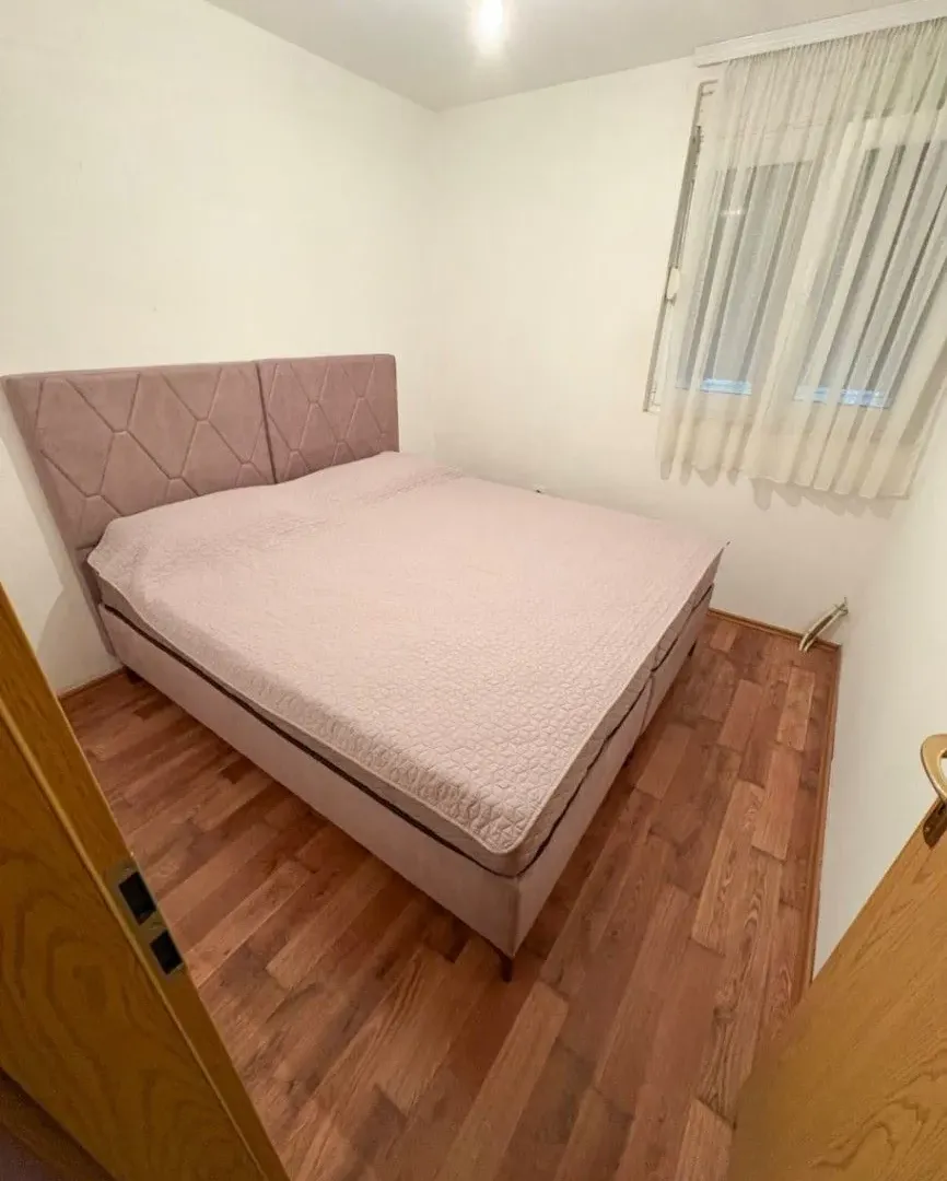 Izdavanje, jednosoban stan, 45m², Zagorič, Podgorica