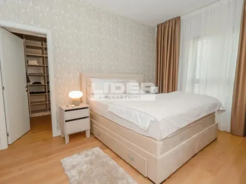 Rent, three bedroom apartment, 76m², Savski Venac, Beograd - image 15