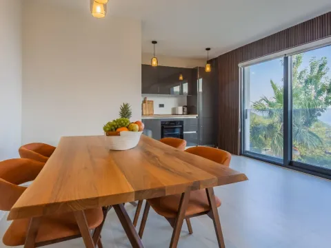 Rent, house, 300m², Markovići, Budva - image 16