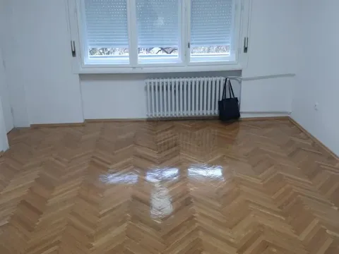 Izdavanje, trosoban stan, 105m², Centar, Novi Sad - image 5