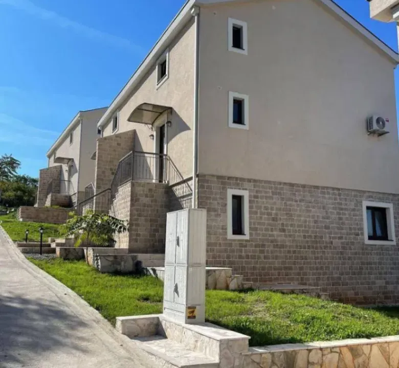 Sale, house, 149m², Vranovići, Kotor