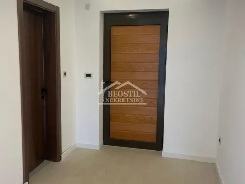 Sale, house, 185m², Jajinci, Voždovac Sve Podlokacije - image 3