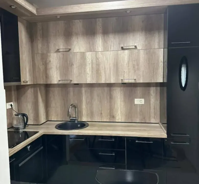 Izdavanje, jednosoban stan, 47m², City Kvart, Podgorica