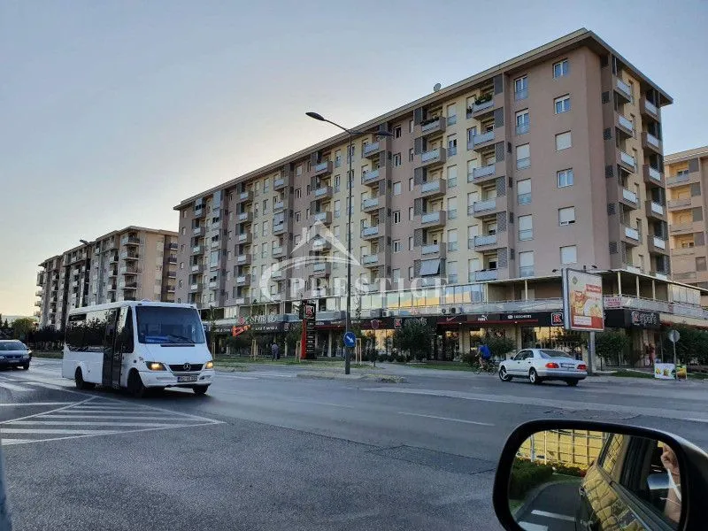 Rent, two bedroom apartment, 68m², City Kvart, Podgorica