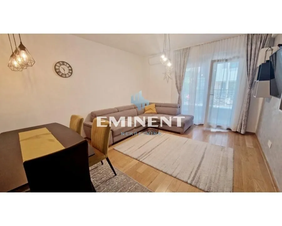 Rent, three bedroom apartment, 72m², Lekino Brdo, Voždovac Sve Podlokacije