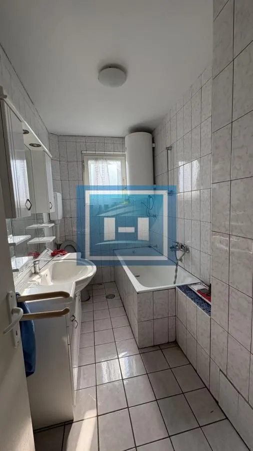 Prodaja, kuća, 500m², Ribare, Jagodina