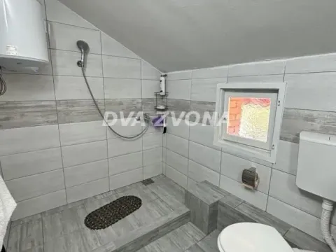 Prodaja, kuća, 239m², Sremska Kamenica, Petrovaradin - image 12