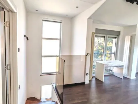 Prodaja, kuća, 195m², Čukarica, Beograd - image 11